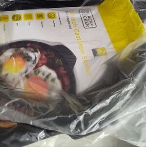 Black & Decker Yellow and Black Cast Iron Skillet